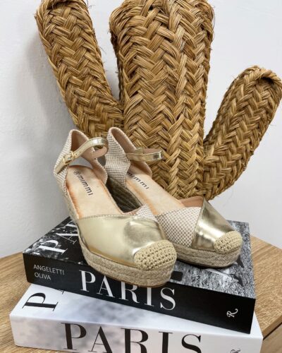 thumbnail_DCC22F3D-6B92-433E-86AE-1C5B5926A1D9