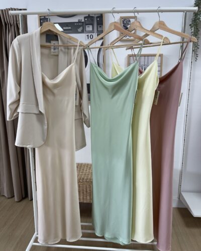 Vestido Midi Satinado