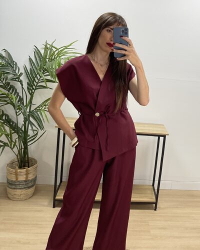 Conjunto Chaleco Pantalón